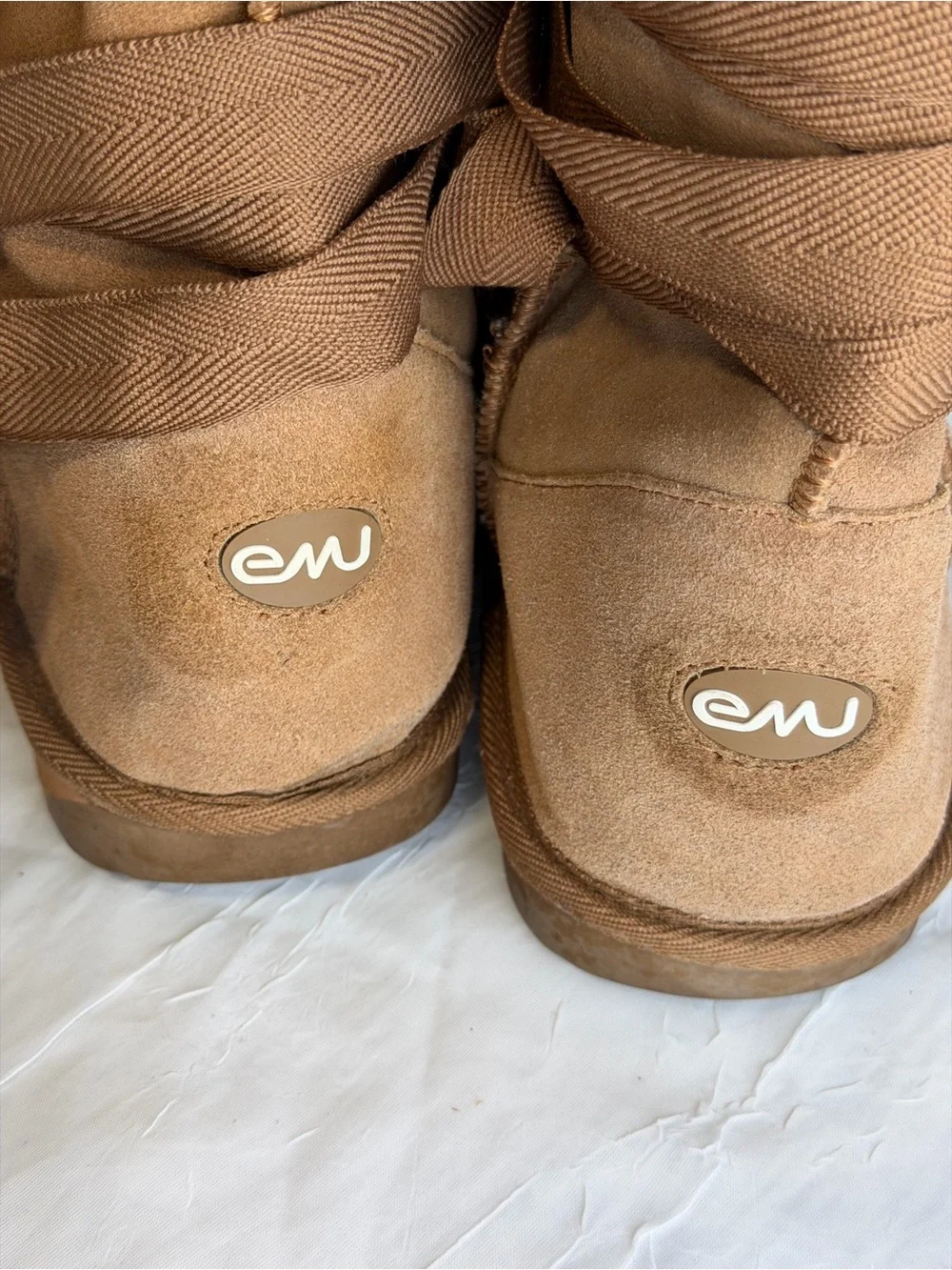Emu Chestnut Suede Lace-Up Shearling Boots